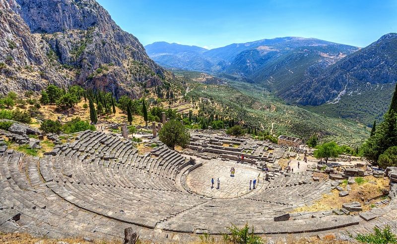 Delphi Day Tour